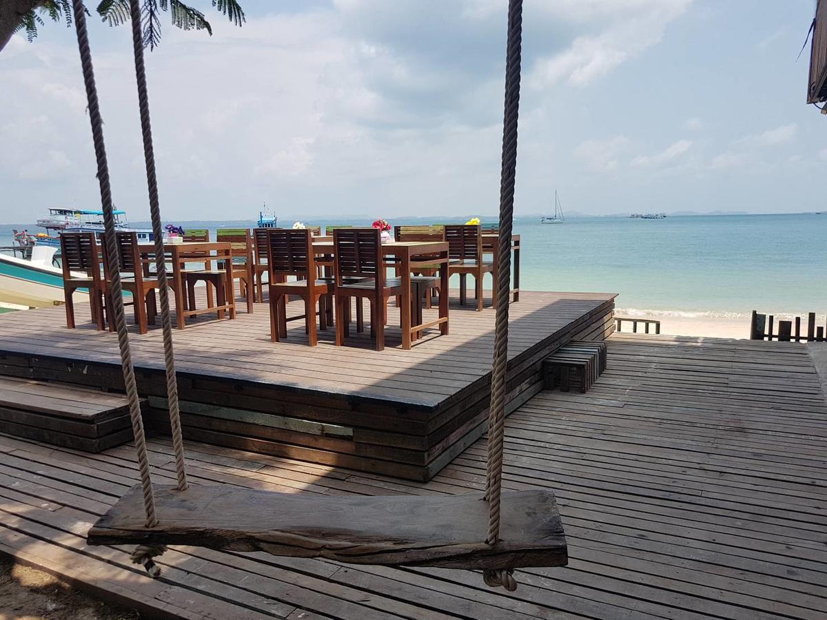 Hotel Baan Rom Talay Made' Koh Samet Esterno foto