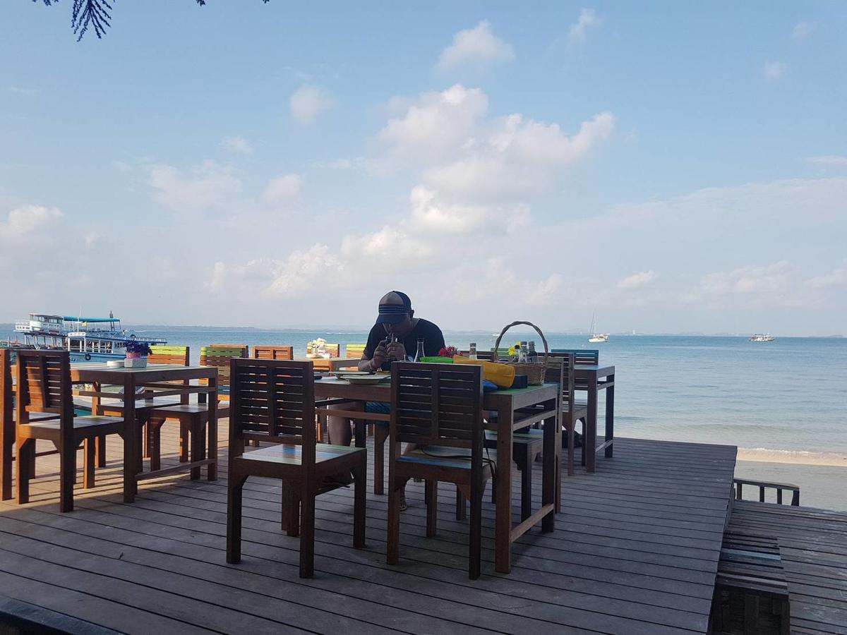 Hotel Baan Rom Talay Made' Koh Samet Esterno foto