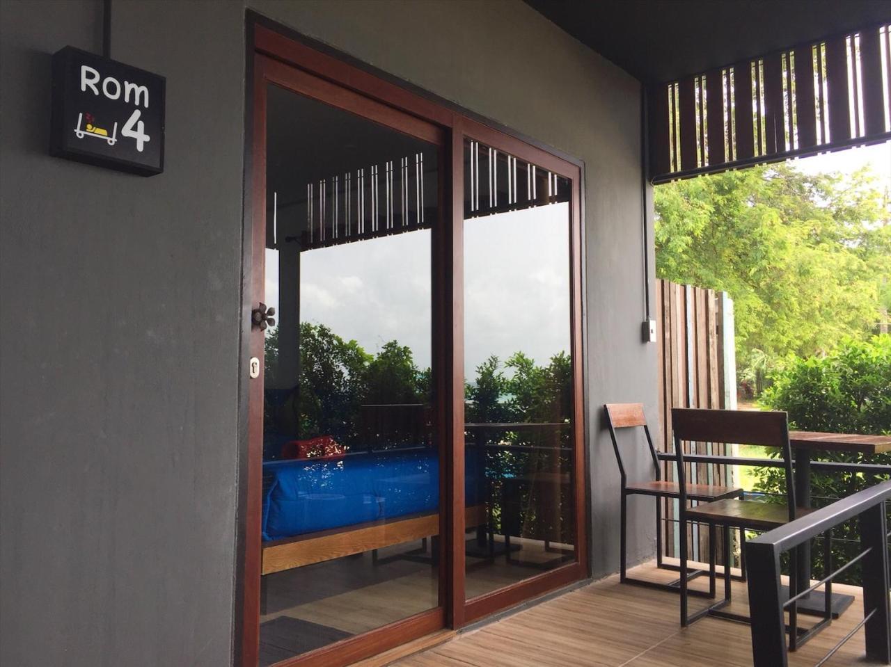 Hotel Baan Rom Talay Made' Koh Samet Esterno foto